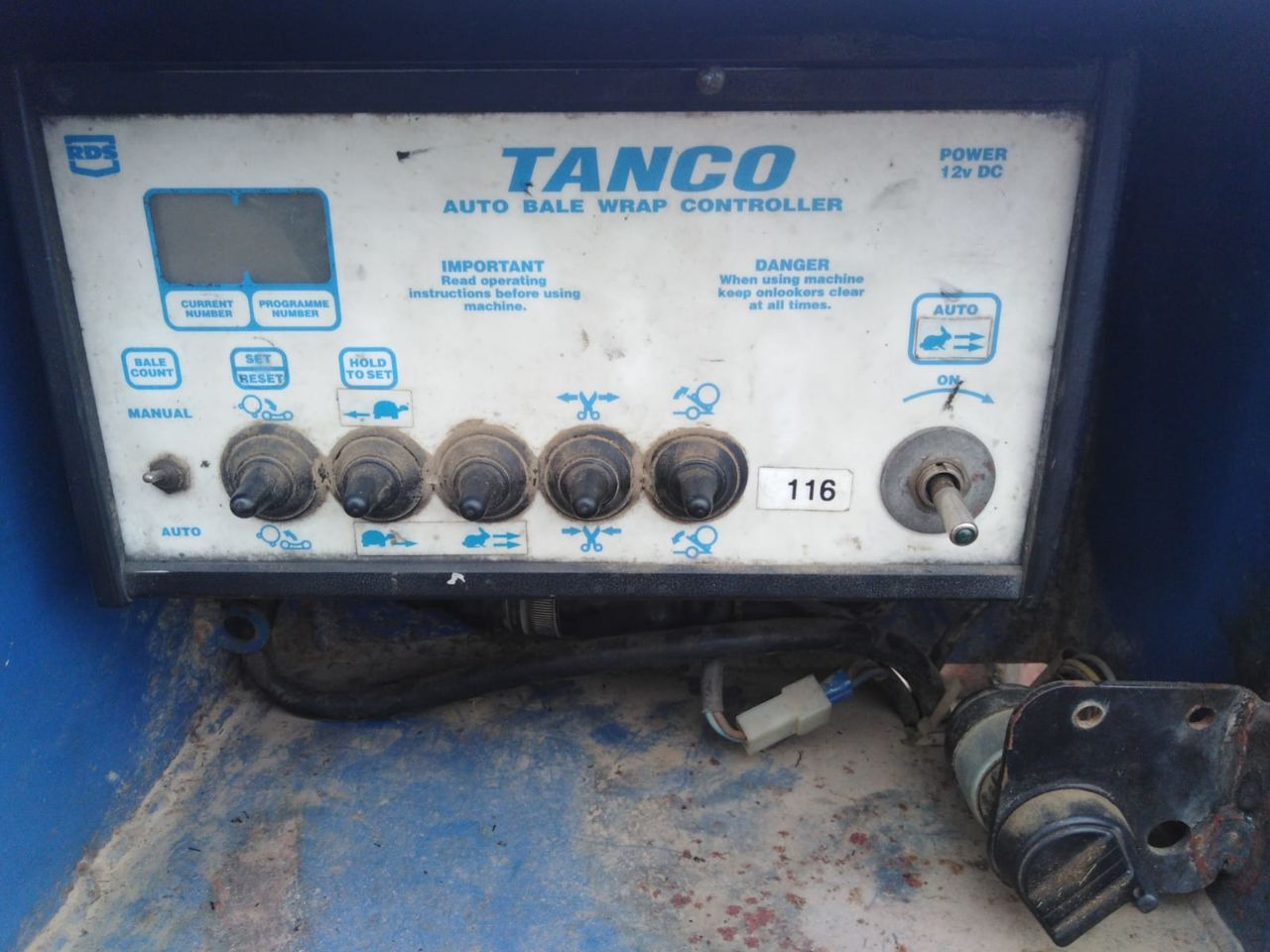 Tanco Autowrap - Bálacsomagoló: 2 kép. Tanco Autowrap - Bálacsomagoló: 2 kép.