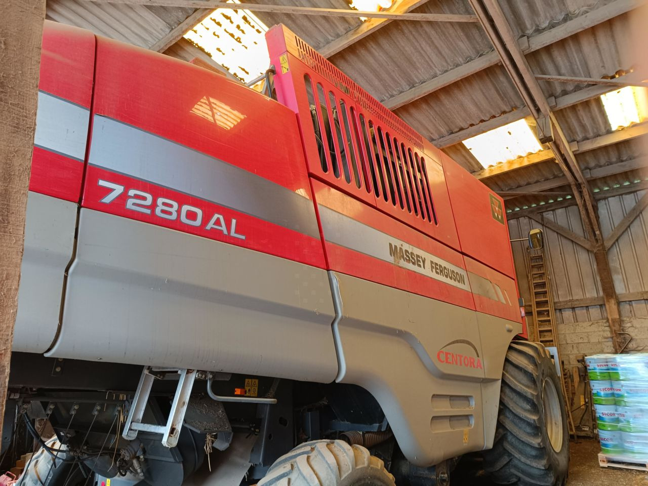 Massey Ferguson 7282 AL - Kombájn: 1 kép. Massey Ferguson 7282 AL - Kombájn: 1 kép.