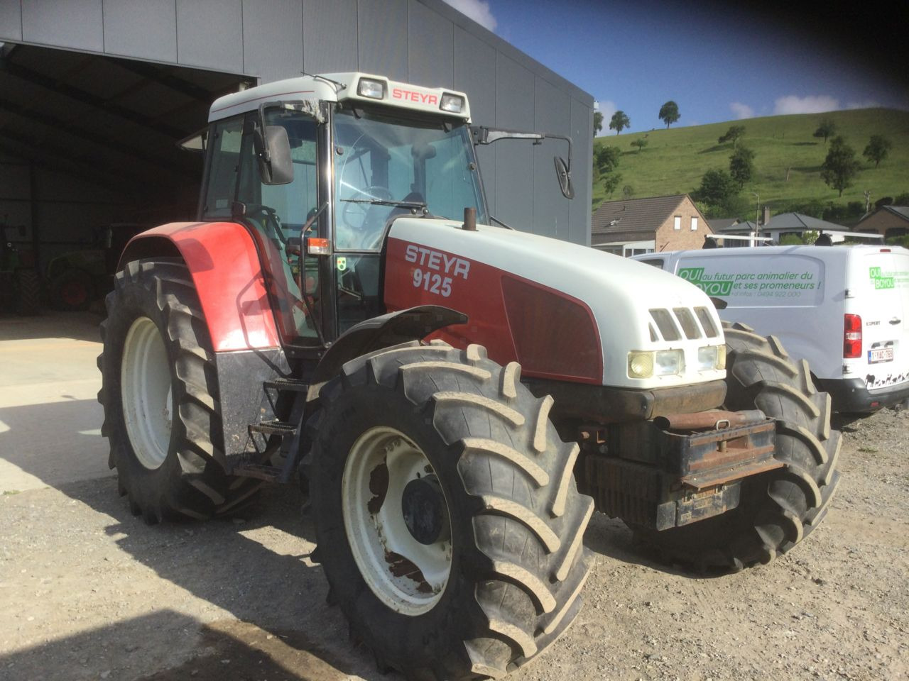 Steyr 9125 - Traktor: 2 kép. Steyr 9125 - Traktor: 2 kép.