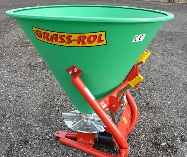 Grass - Rol Rozsiewacz jednotarczowy / Einscheibenstreuer / Single disc spreader / Однодисковый разбрасыватель - Műtrágyaszóró: 1 kép. Grass - Rol Rozsiewacz jednotarczowy / Einscheibenstreuer / Single disc spreader / Однодисковый разбрасыватель - Műtrágyaszóró: 1 kép.