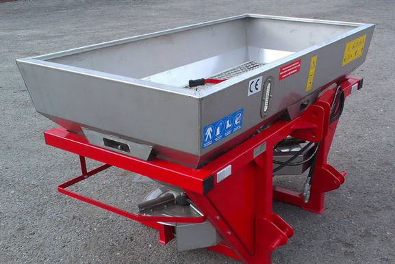 Grass-Rol Rozsiewacz nawozów N056/5/ Разбрасыватель удобрений / Düngerstreuer / Fertilizer spreader - Műtrágyaszóró: 2 kép. Grass-Rol Rozsiewacz nawozów N056/5/ Разбрасыватель удобрений / Düngerstreuer / Fertilizer spreader - Műtrágyaszóró: 2 kép.