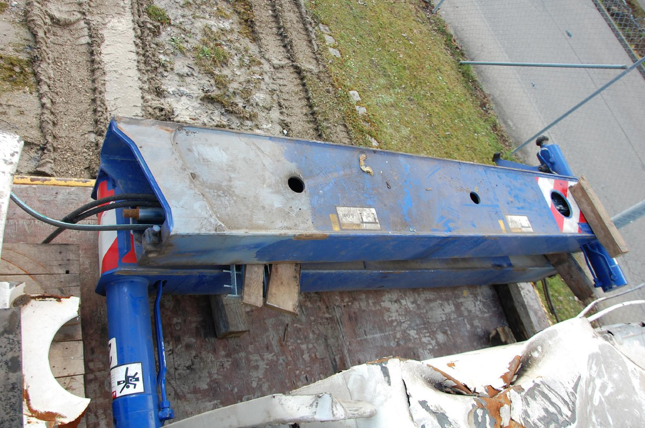 Liebherr Zubehör = LTM 1030-2.1 / diverse Teile und Komponenten - Alkatrész - Építőipari gépek: 2 kép. Liebherr Zubehör = LTM 1030-2.1 / diverse Teile und Komponenten - Alkatrész - Építőipari gépek: 2 kép.