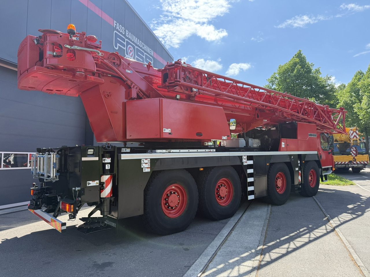 Liebherr LTM 1120-4.1 (21 - 090 556) - hydr. DKS - Autódaru: 4 kép. Liebherr LTM 1120-4.1 (21 - 090 556) - hydr. DKS - Autódaru: 4 kép.
