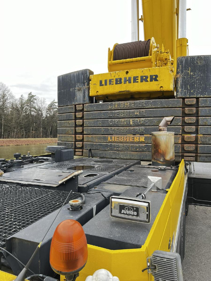 Liebherr LTM 1500-8.1 (02 - 073 051) - Autódaru: 2 kép. Liebherr LTM 1500-8.1 (02 - 073 051) - Autódaru: 2 kép.