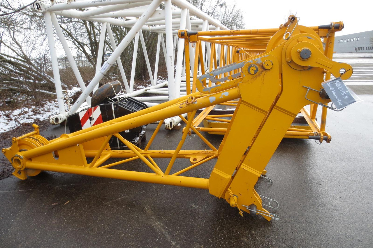 Liebherr Zubehör = LTM 1300/1 u. LTM 1300-6.1 / MONTAGESPITZE - SONDERSPITZE 60 t - Autódaru: 1 kép. Liebherr Zubehör = LTM 1300/1 u. LTM 1300-6.1 / MONTAGESPITZE - SONDERSPITZE 60 t - Autódaru: 1 kép.