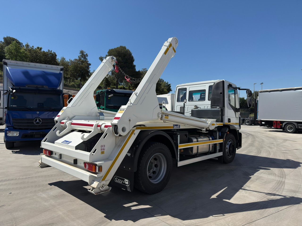 IVECO ML190E28L Eurocargo E6 (Track Equipment) - Konténerszállító: 3 kép. IVECO ML190E28L Eurocargo E6 (Track Equipment) - Konténerszállító: 3 kép.