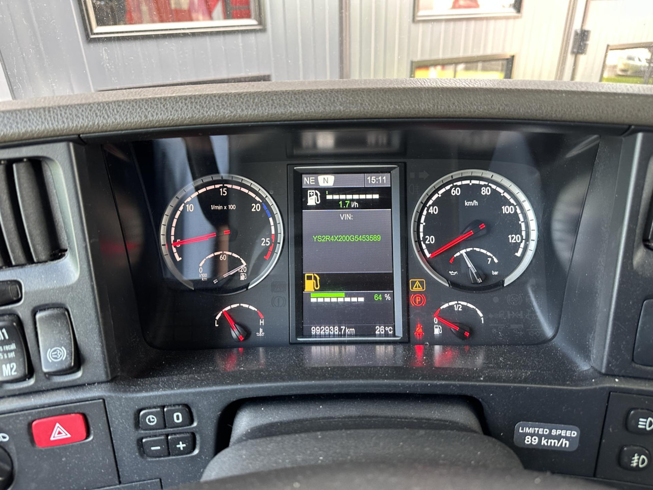 Nyergesvontató SCANIA R 450 LA4x2MNA: 14 kép.