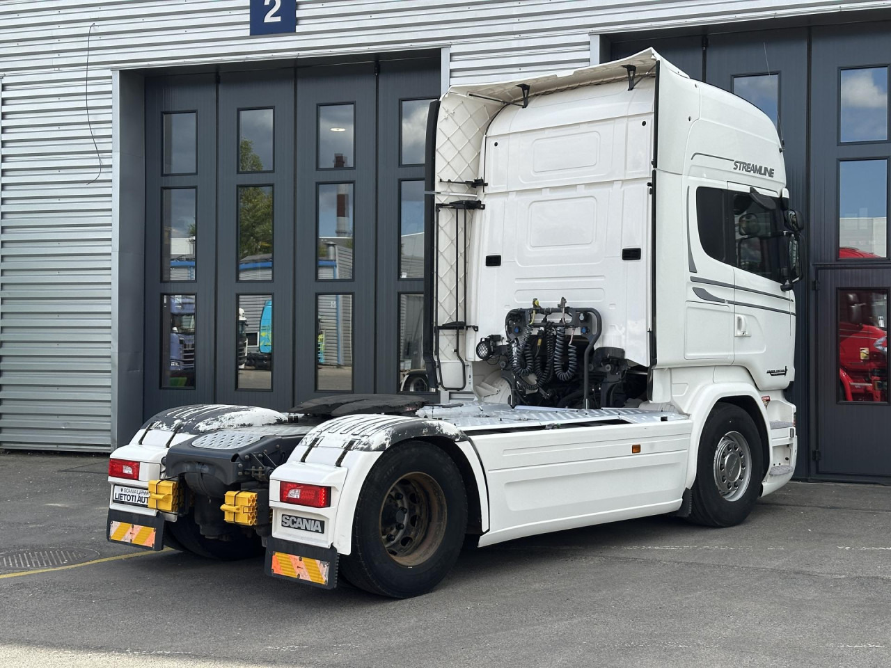 Nyergesvontató SCANIA R 450 LA4x2MNA: 11 kép.