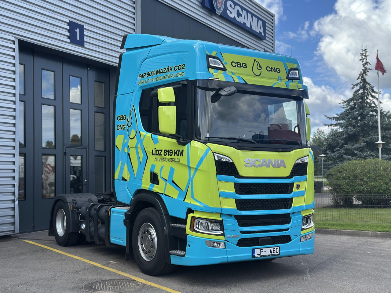 SCANIA R 460 A4x2NB - Nyergesvontató: 1 kép. SCANIA R 460 A4x2NB - Nyergesvontató: 1 kép.