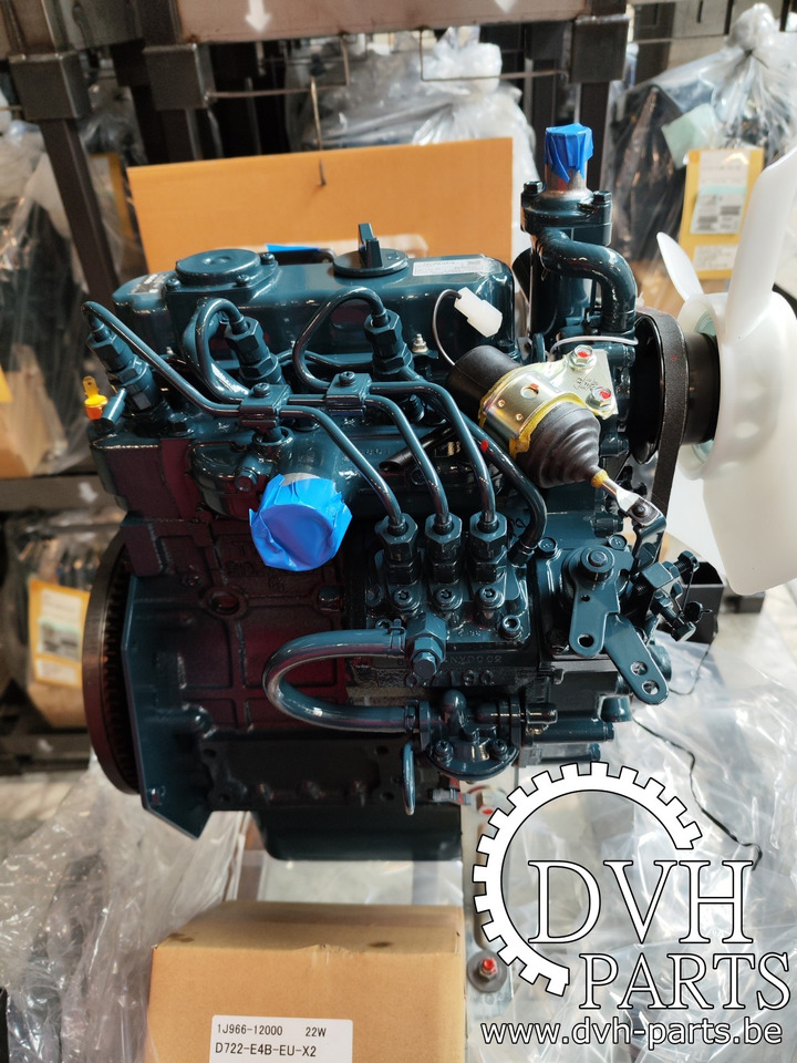 KUBOTA D722 KUBOTA D722 - Motor - Építőipari gépek: 2 kép. KUBOTA D722 KUBOTA D722 - Motor - Építőipari gépek: 2 kép.