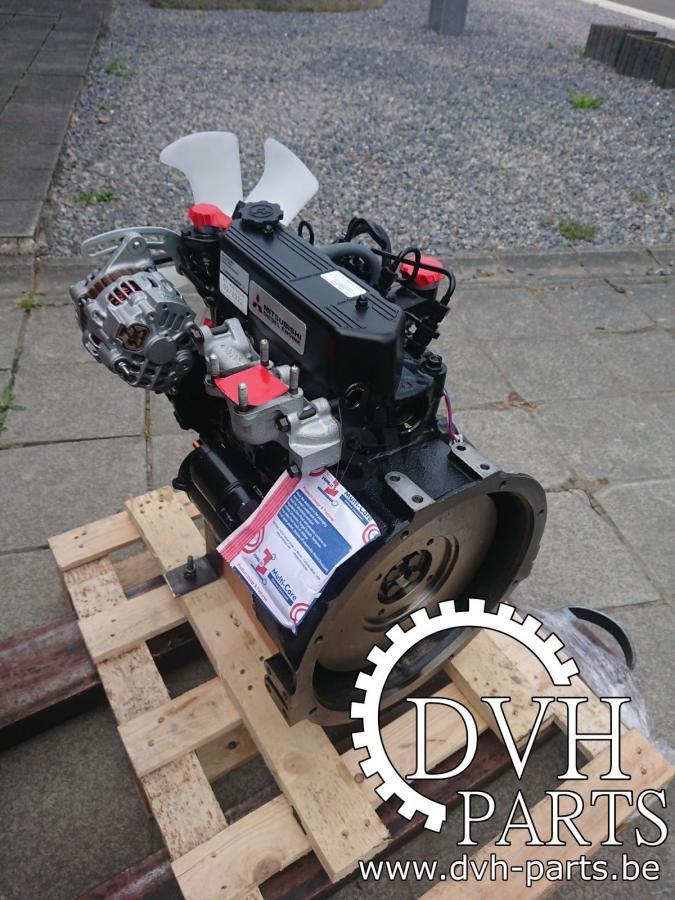 MITSUBISHI L3E MITSUBISHI L3E - Motor - Építőipari gépek: 3 kép. MITSUBISHI L3E MITSUBISHI L3E - Motor - Építőipari gépek: 3 kép.