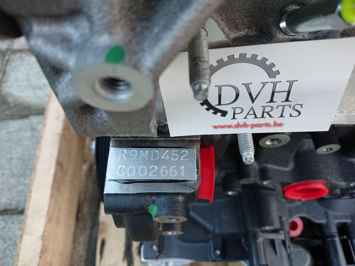 RENAULT R9M452 RENAULT R9M452 - Motor: 4 kép. RENAULT R9M452 RENAULT R9M452 - Motor: 4 kép.