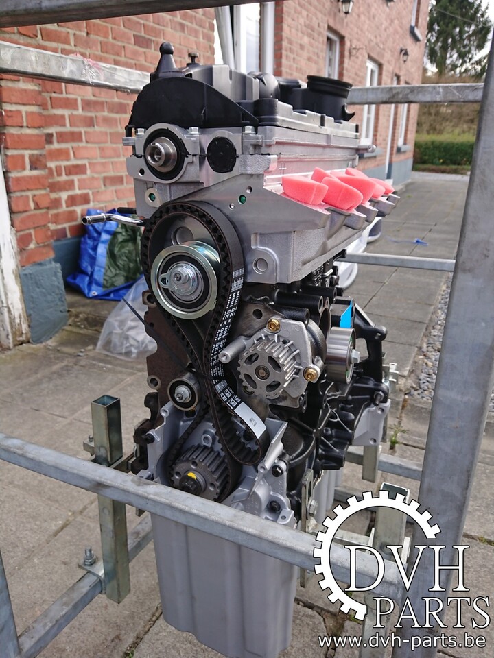 Volkswagen Crafter CKU , CKUB , DAU ,.. - Motor - Kisteherautó: 2 kép. Volkswagen Crafter CKU , CKUB , DAU ,.. - Motor - Kisteherautó: 2 kép.