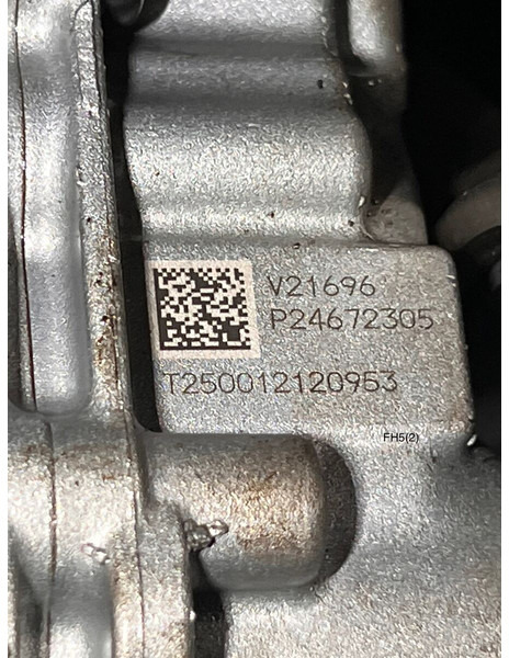 Volvo FH5/Aero - Alkatrész: 4 kép. Volvo FH5/Aero - Alkatrész: 4 kép.