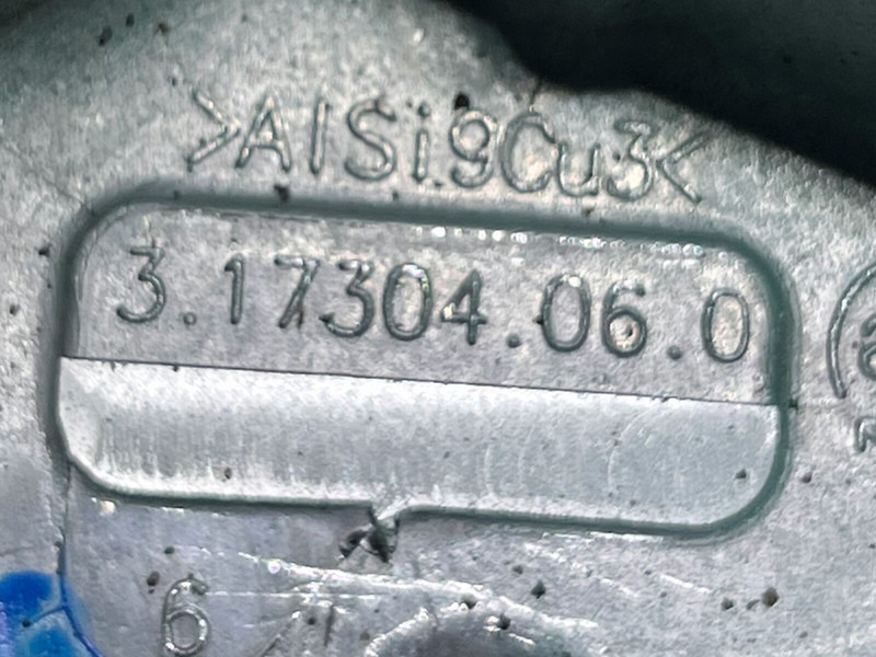 Volvo FH5/Aero - Alkatrész: 3 kép. Volvo FH5/Aero - Alkatrész: 3 kép.