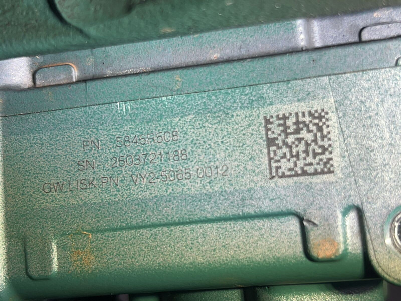 Volvo - Alkatrész: 4 kép. Volvo - Alkatrész: 4 kép.