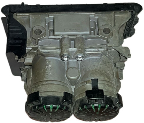 Volvo - Alkatrész: 2 kép. Volvo - Alkatrész: 2 kép.