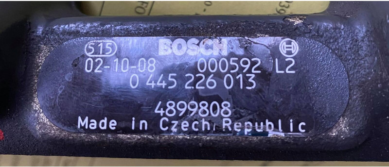 Bosch - Üzemanyagszűrő: 2 kép. Bosch - Üzemanyagszűrő: 2 kép.