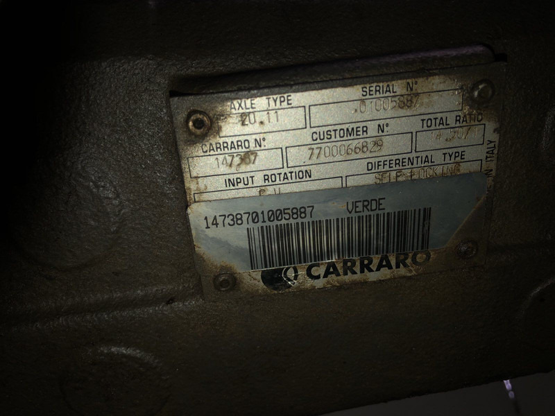 Claas CARRARO AXLE TYPE 20.11 - Tengely és alkatrészek: 3 kép. Claas CARRARO AXLE TYPE 20.11 - Tengely és alkatrészek: 3 kép.