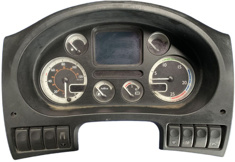 DAF 105 Siemens VDO 1789470 - Műszerfal: 1 kép. DAF 105 Siemens VDO 1789470 - Műszerfal: 1 kép.