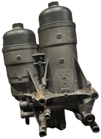 DAF 2023 - Üzemanyagszűrő: 3 kép. DAF 2023 - Üzemanyagszűrő: 3 kép.