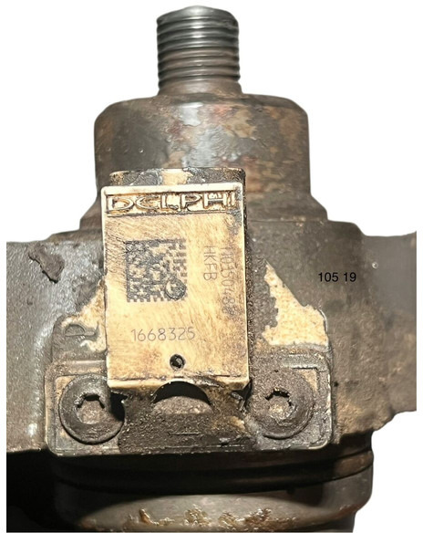 DAF - Üzemanyagszűrő: 2 kép. DAF - Üzemanyagszűrő: 2 kép.