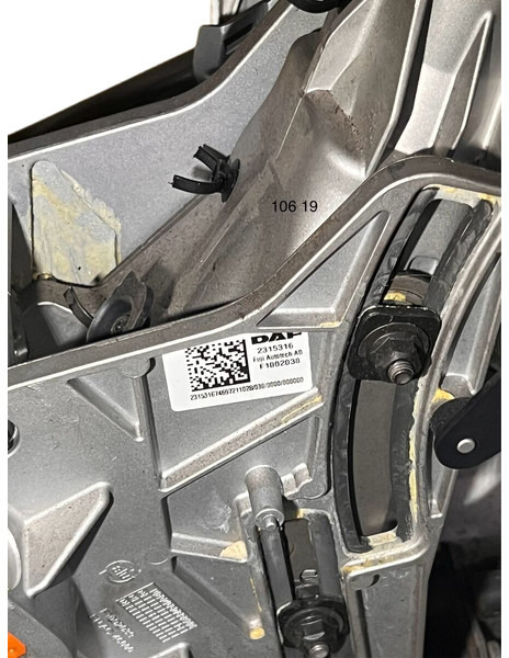 DAF XG - Felfüggesztés: 3 kép. DAF XG - Felfüggesztés: 3 kép.