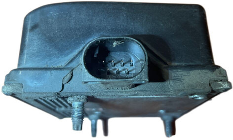 DAF radar - ECU: 4 kép. DAF radar - ECU: 4 kép.