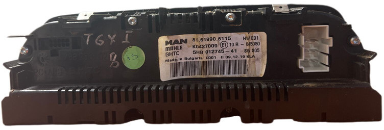 MAN 2019 81619906115 - Műszerfal: 3 kép. MAN 2019 81619906115 - Műszerfal: 3 kép.