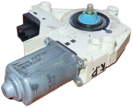 MAN - Ablakemelő motor: 4 kép. MAN - Ablakemelő motor: 4 kép.