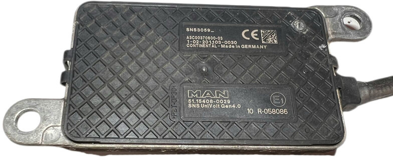 MAN - Érzékelő: 2 kép. MAN - Érzékelő: 2 kép.