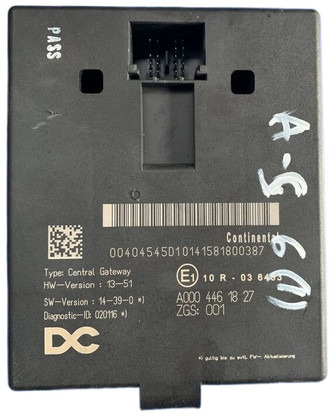 Mercedes-Benz Continental - ECU: 1 kép. Mercedes-Benz Continental - ECU: 1 kép.