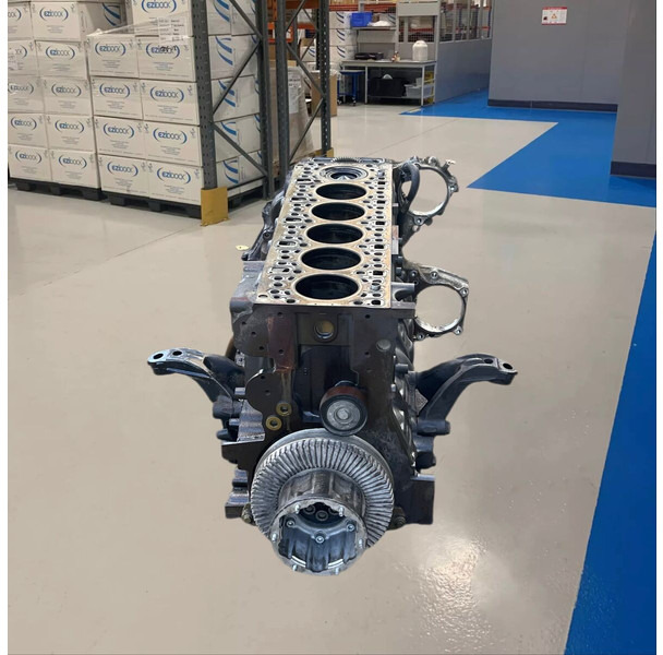 Mercedes-Benz Cylinder block - Motor: 5 kép. Mercedes-Benz Cylinder block - Motor: 5 kép.