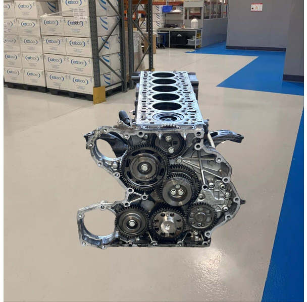 Mercedes-Benz Cylinder block - Motor: 3 kép. Mercedes-Benz Cylinder block - Motor: 3 kép.