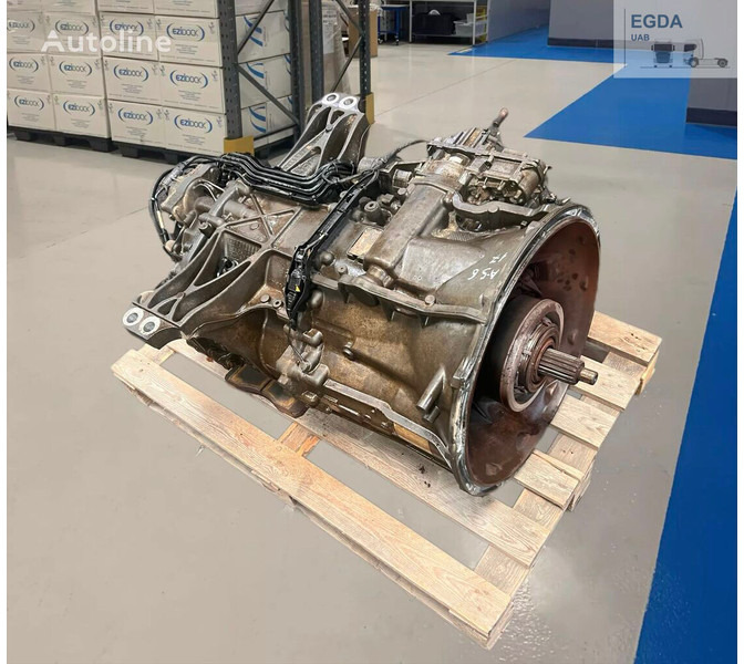 Mercedes-Benz G211-12 Euro 6 - Sebességváltó: 1 kép. Mercedes-Benz G211-12 Euro 6 - Sebességváltó: 1 kép.