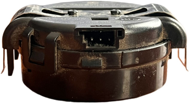 Mercedes-Benz Light - Érzékelő: 2 kép. Mercedes-Benz Light - Érzékelő: 2 kép.