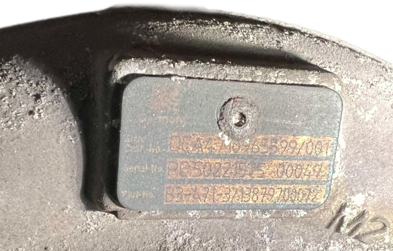 Mercedes-Benz - Turbó: 5 kép. Mercedes-Benz - Turbó: 5 kép.