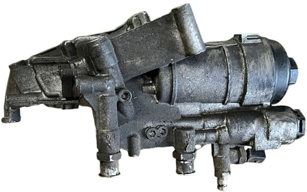 Mercedes-Benz - Üzemanyagszűrő: 4 kép. Mercedes-Benz - Üzemanyagszűrő: 4 kép.