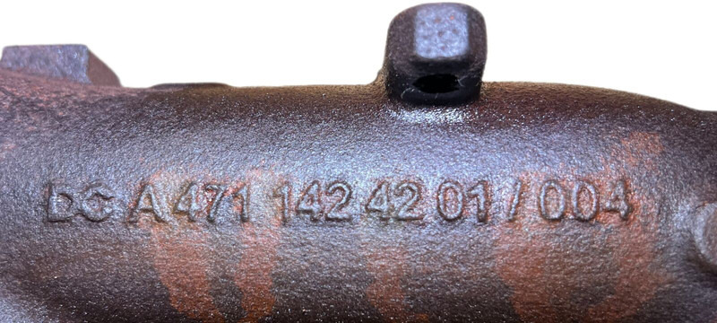 Mercedes-Benz MP5 - Motor és alkatrészek: 3 kép. Mercedes-Benz MP5 - Motor és alkatrészek: 3 kép.