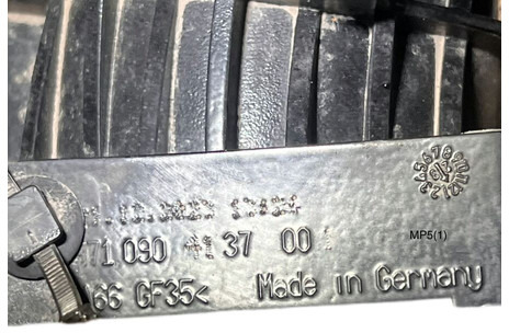 Mercedes-Benz MP5 - Motor és alkatrészek: 2 kép. Mercedes-Benz MP5 - Motor és alkatrészek: 2 kép.