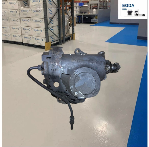 Mercedes-Benz MP5 - Kormányoszlop: 1 kép. Mercedes-Benz MP5 - Kormányoszlop: 1 kép.