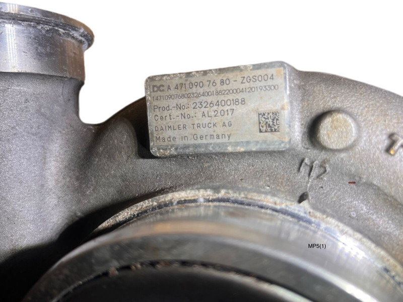 Mercedes-Benz MP5 - Turbó: 4 kép. Mercedes-Benz MP5 - Turbó: 4 kép.