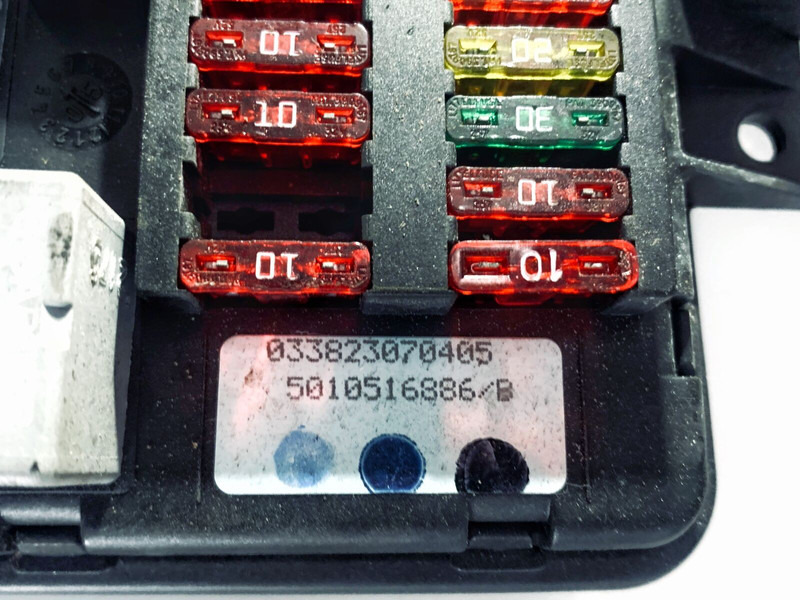 Renault MIDLUM - Elektromos rendszer: 2 kép. Renault MIDLUM - Elektromos rendszer: 2 kép.