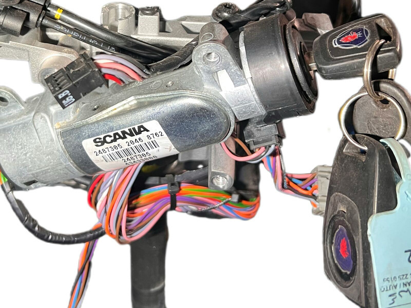 Scania - Kormányoszlop: 3 kép. Scania - Kormányoszlop: 3 kép.