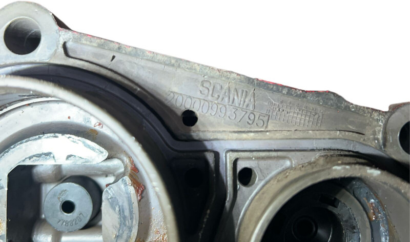 Scania  - Sebességváltó: 4 kép. Scania  - Sebességváltó: 4 kép.