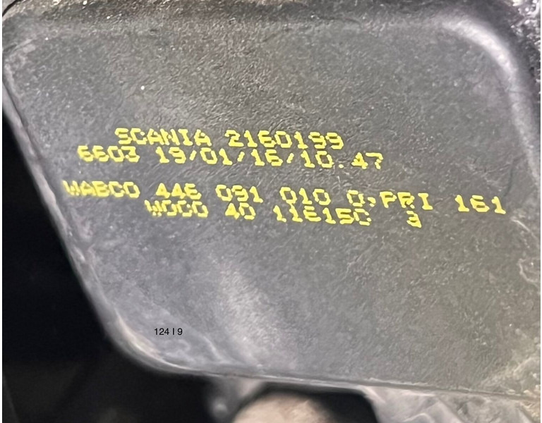 Scania - Fűtés/ Szellőzés gep: 2 kép. Scania - Fűtés/ Szellőzés gep: 2 kép.