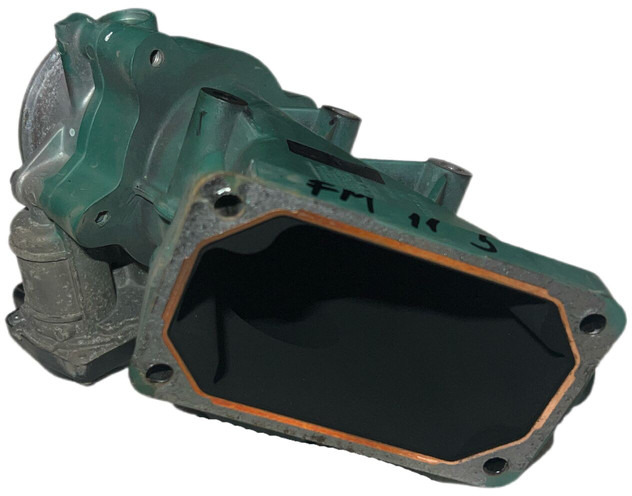 Volvo 2022 - Kipufogórendszer: 3 kép. Volvo 2022 - Kipufogórendszer: 3 kép.