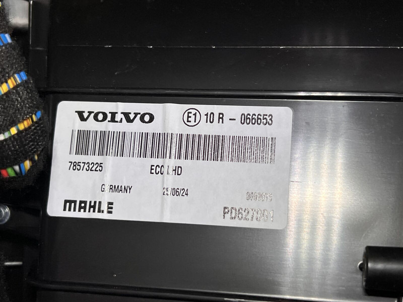 Volvo Aero - Klíma alkatrész: 5 kép. Volvo Aero - Klíma alkatrész: 5 kép.