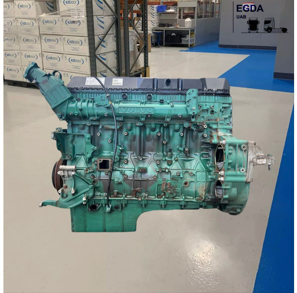 Volvo D13K500 EUVI T2800 turbocompound - Motor: 1 kép. Volvo D13K500 EUVI T2800 turbocompound - Motor: 1 kép.