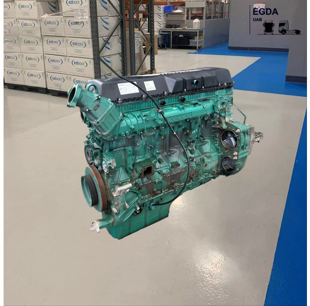 Volvo D13K500 EUVI T2800 turbocompound - Motor: 2 kép. Volvo D13K500 EUVI T2800 turbocompound - Motor: 2 kép.